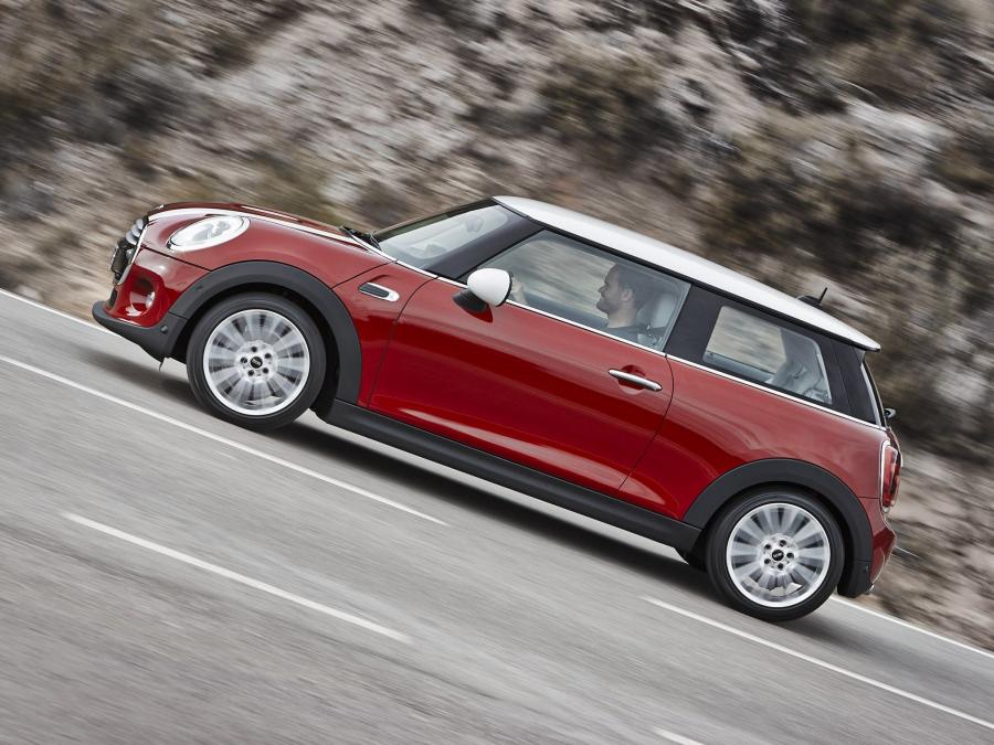  Mini Cooper 2014 года  (фото 36 из 77)